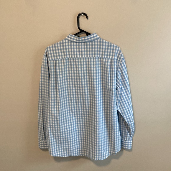 Classic fit button down - Picture 3 of 3